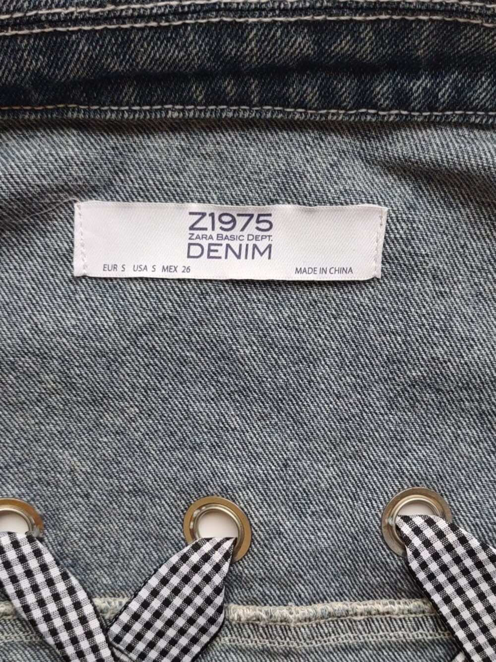 Zara Distressed Ribbon Jean Jacket Sz Small Denim Boho Western Edgy Soft-Grunge - Picture 5 of 10